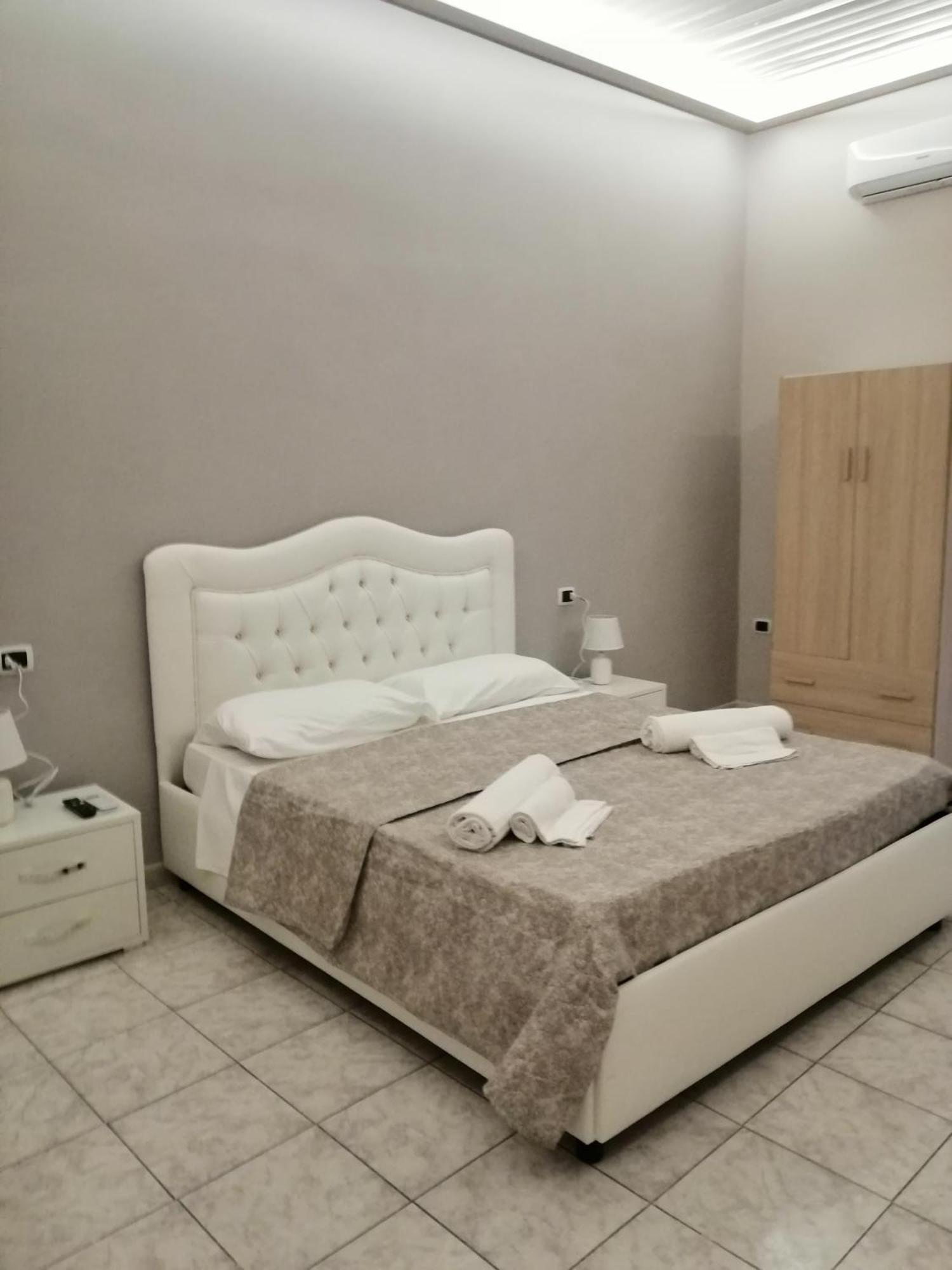 Francesco Home Naples Extérieur photo